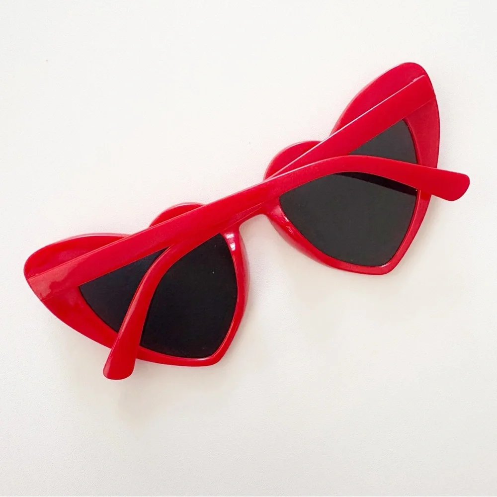 Girls Red Heart Retro Cat Eye Sunglasses